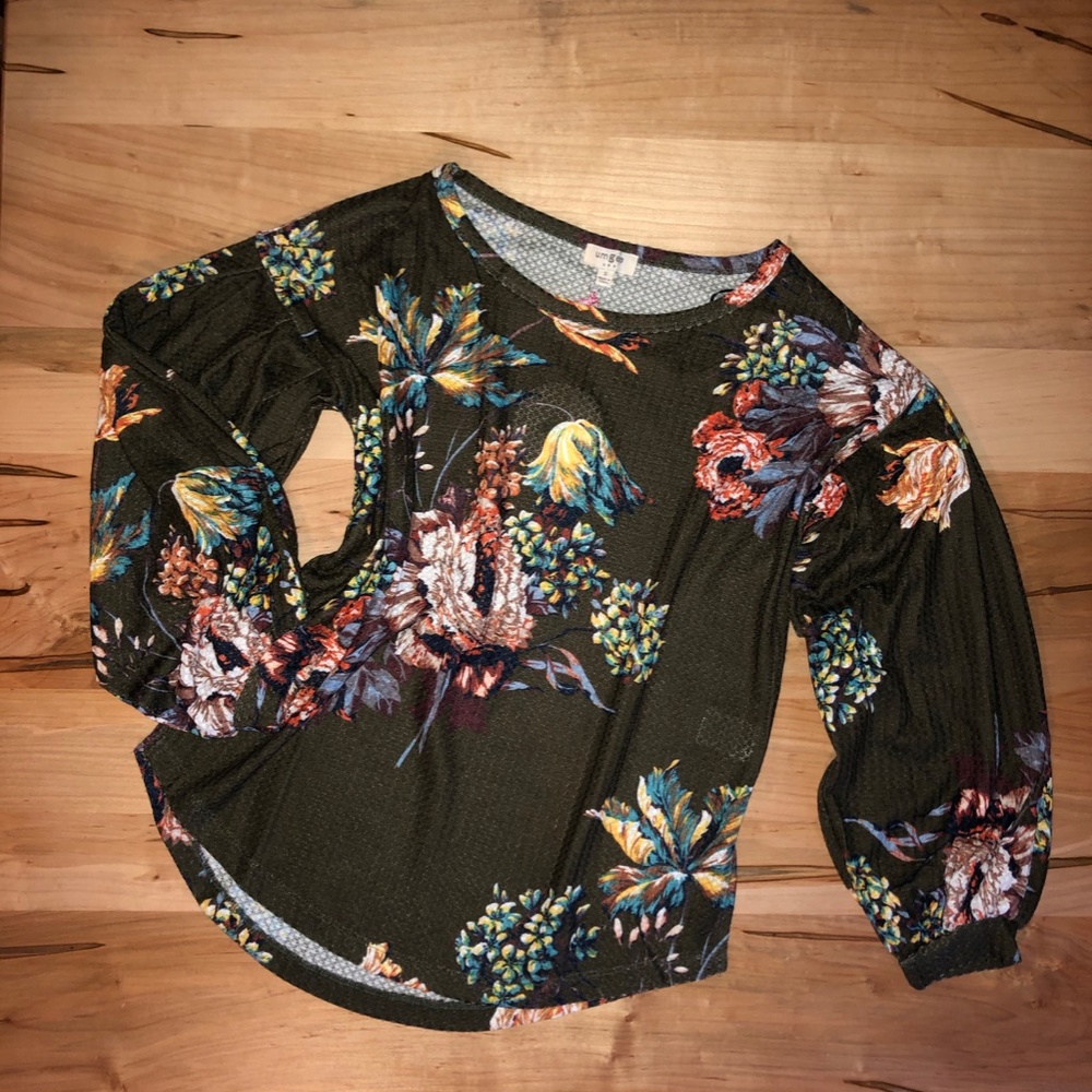 Regular and Plus women's top